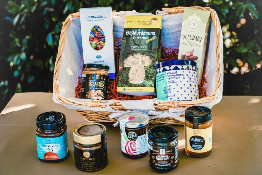 8 ΜΕΓΑΛΟ ΤΑΜΠΑΚΧΑΝΕ 2